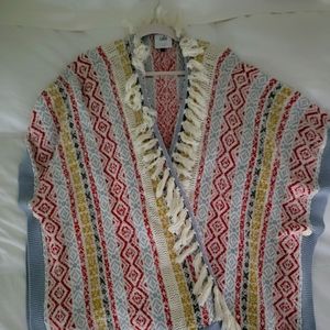 Cabi Love Carol Siesta Poncho sz M/L